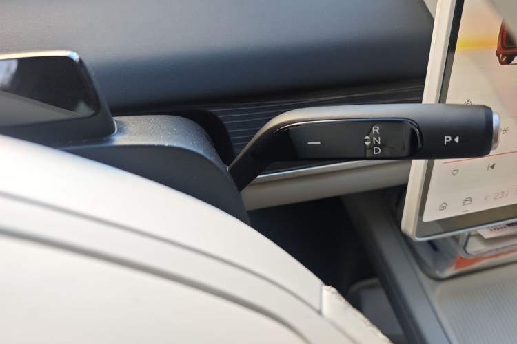 Used ONVO L60 2024 60 kWh Rear-Drive Version
