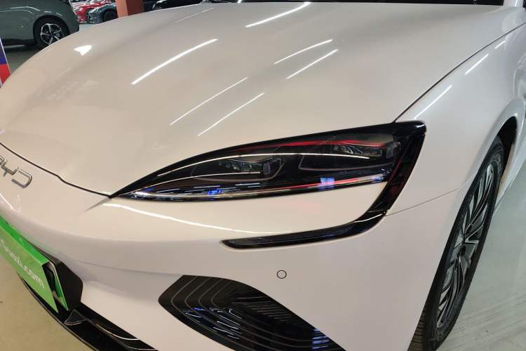 Used BYD Seal 2022 550 km Standard Range Rear-Wheel Drive Prestige Version
