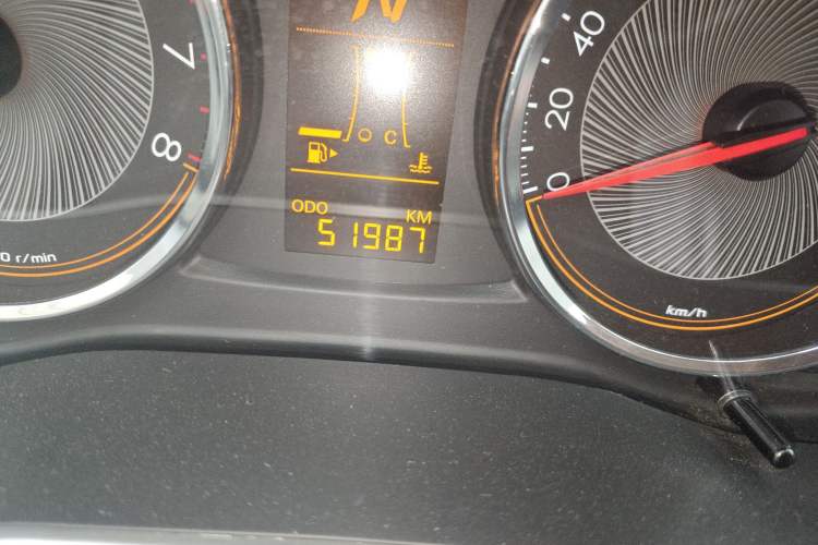 Used Chevrolet Sail 2015 Sail 3 1.3L AMT Ideal Edition Odometer Close Up