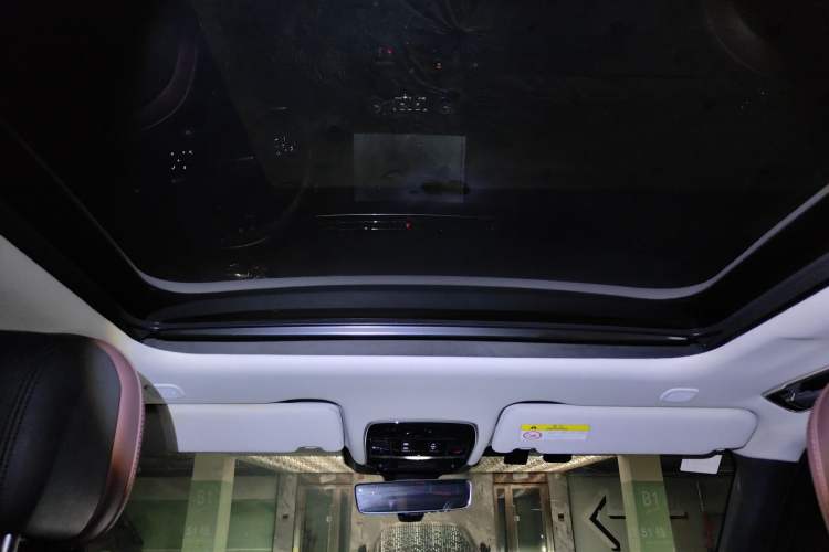 Used Land Rover Range Sport 2023 400PS Dynamic SE Headliner