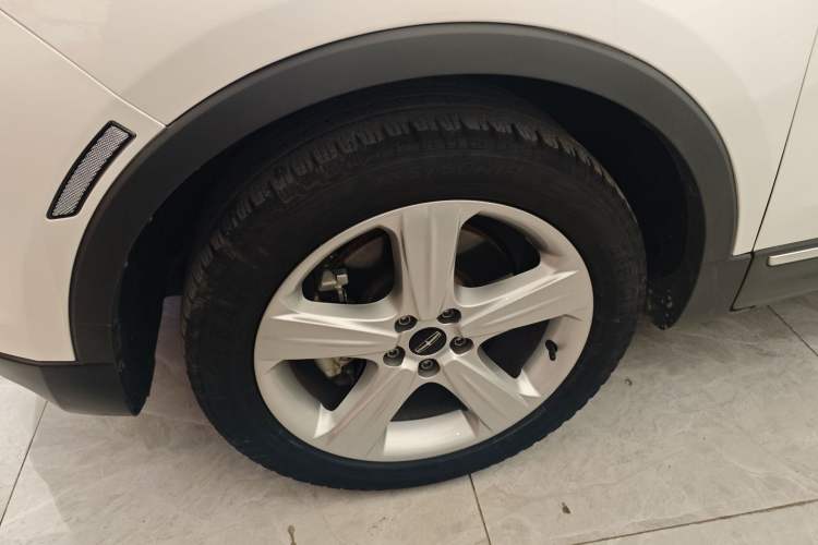 Used Lincoln MKC 2017 2.0T Two-Wheel Drive Deluxe Edition
