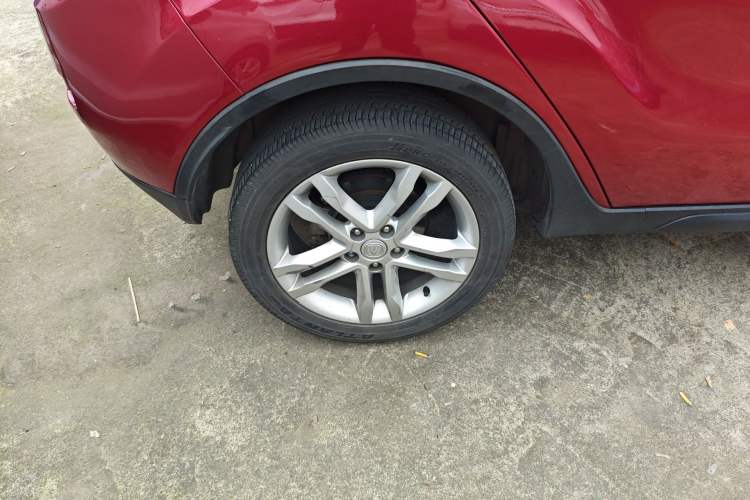 Used CHANGAN CS35 2016 1.6L Automatic Luxury Model China V Standard