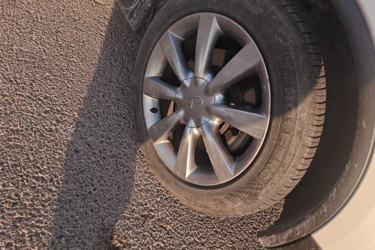 Used Infiniti QX50 2015 2.5L Comfort Edition