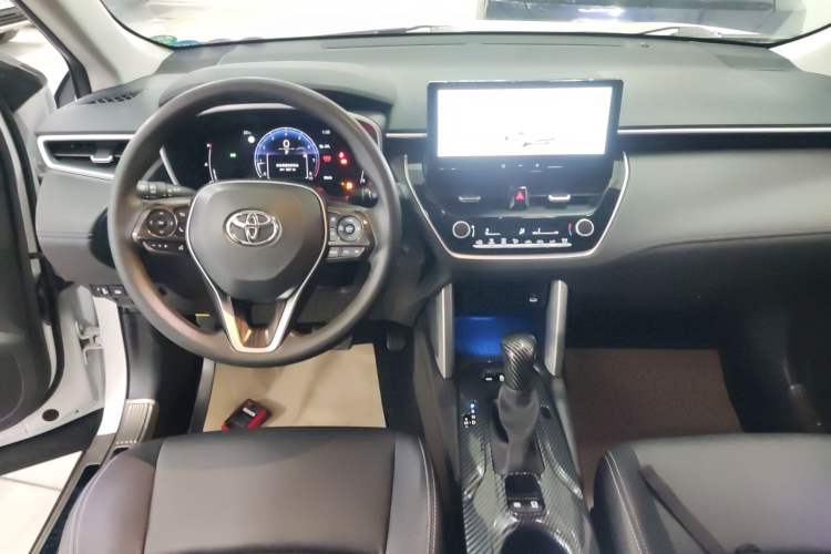 Used Toyota FRONTLANDER 2023 2.0L CVT Luxury Edition
