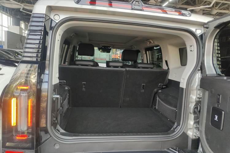 Used JETOUR Traveler 2025 2.0TD DCT XWD Cross-country Trunk