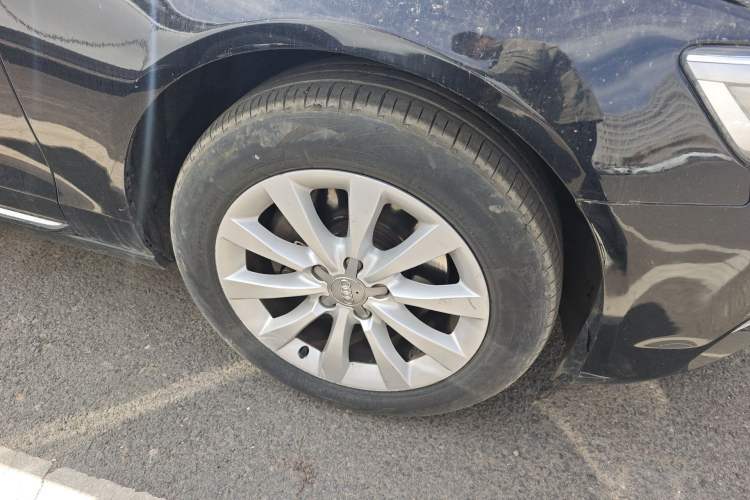 Used Audi A6L 2014 30 FSI Comfort Model
