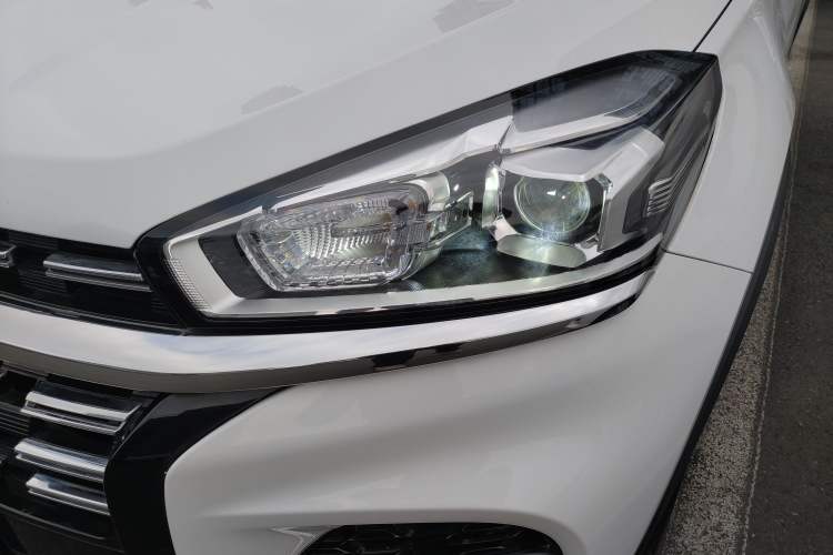 Used Chery Tiggo 8 2022 1.5 TCI Automatic Exclusive Edition 5 Seats Left Front Headlight