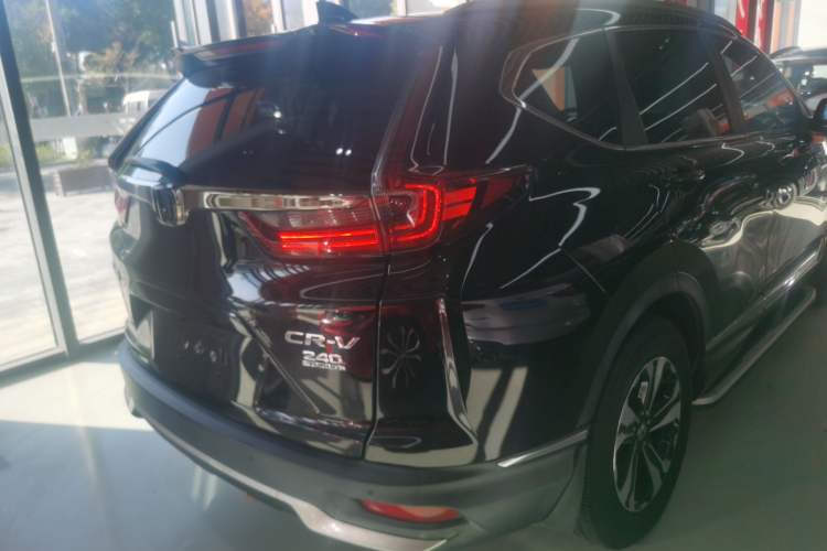 Used Honda CR-V 2021 240TURBO CVT 2WD Fashion Edition
