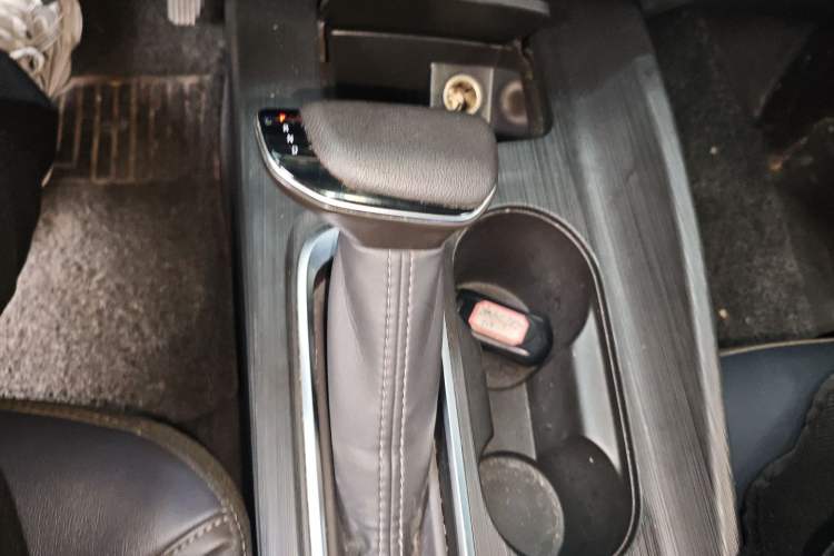 Used Buick Velite 6 2023 430km Range Commuter Version