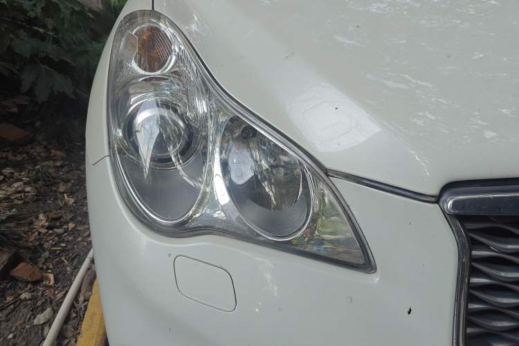 Used Infiniti QX50 2015 2.5L Enjoyment Edition Right Front Headlight