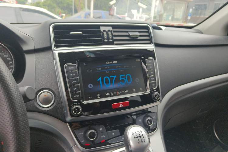 Used Haval M6 2019 1.5T Manual Two-Wheel Drive Elite Version China VI Standard