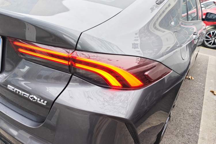 Used GAC Trumpchi EMPOW 2021 270T DCT J15 Version
