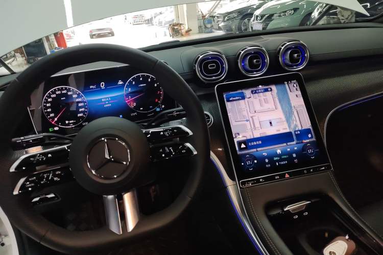 Used Mercedes-Benz C-Class 2025 C 260 L Sport Edition Gear Lever