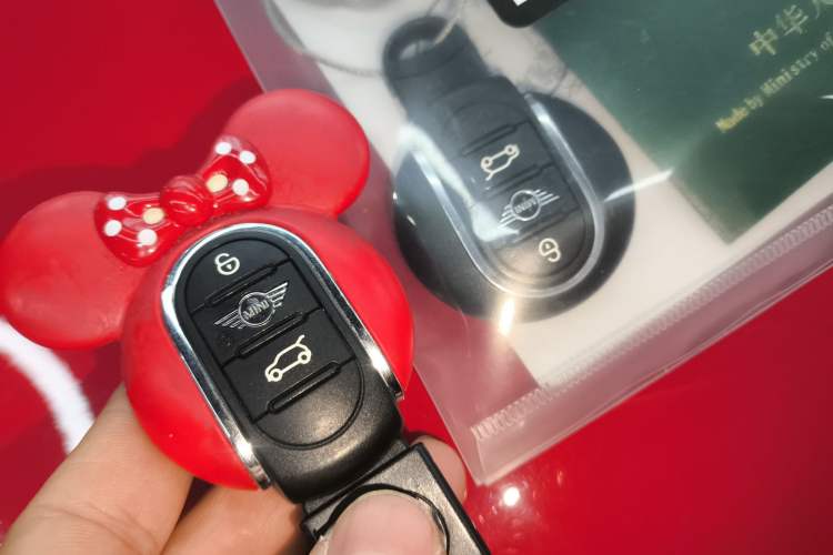 Used MINI 2019 1.5T COOPER Artist