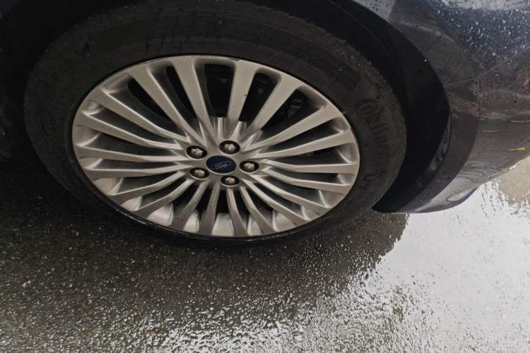 Used Ford Taurus 2017 EcoBoost 245 Flagship Model