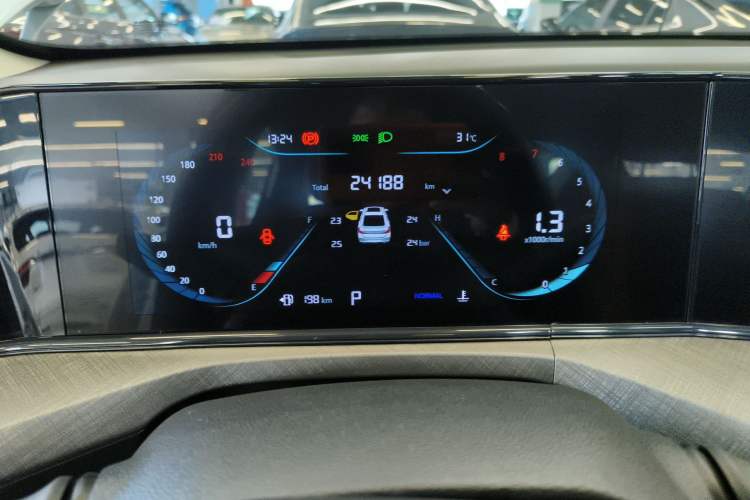 Used Changan Eado 2023 Changan Edition PLUS Blue Whale NE 1.4T GDI DCT Prestige Version
