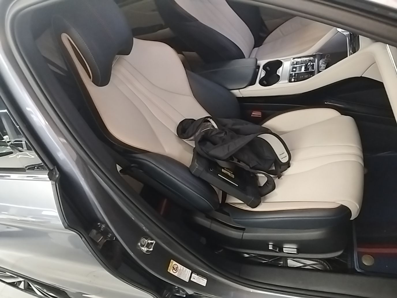 BYD Song PLUS New Energy 2024 HONOR Edition DM-i 110km Flagship PLUS — снимка 19