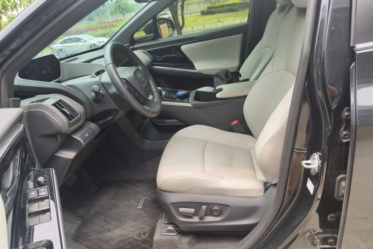 Used Toyota FAW bZ4X 2022 Four-Wheel-Drive High-Performance PRO Edition