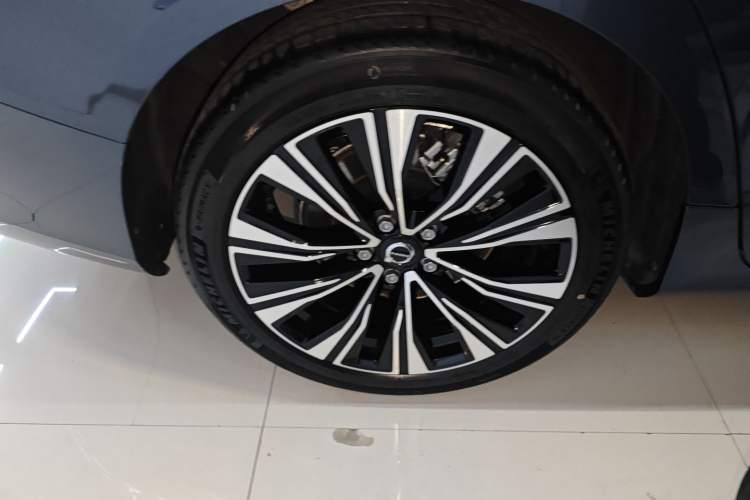 Used Volvo S60 2023 B4 Zhiyuan Luxury Edition
