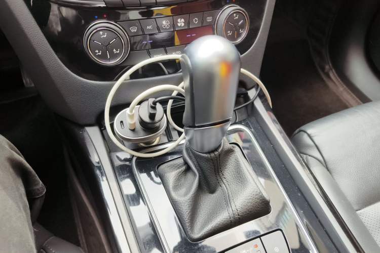 Used Peugeot 508 2015 1.8THP Automatic Prestige Edition Gear Lever