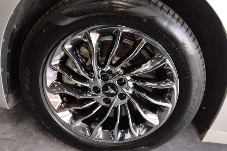 Used VOYAH Dream 2024 PHEV Ultra-Long Range Flagship Edition