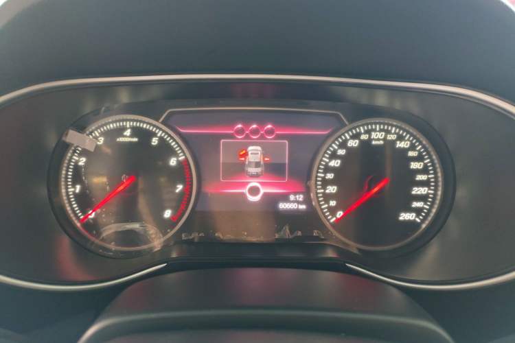 Used Hongqi H5 2022 Classic Model Facelift 1.5T DCT Qiyun Edition Instrument Cluster