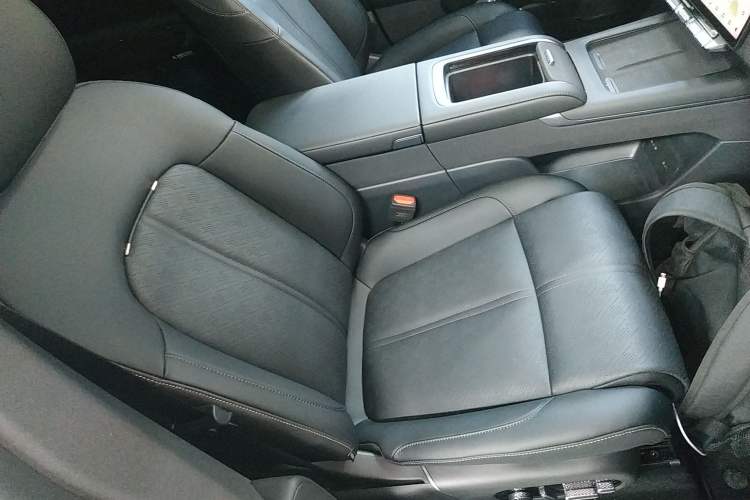 Used Zeekr 7X 2025 75 kWh Rear-Wheel Drive Intelligent Driving Version
