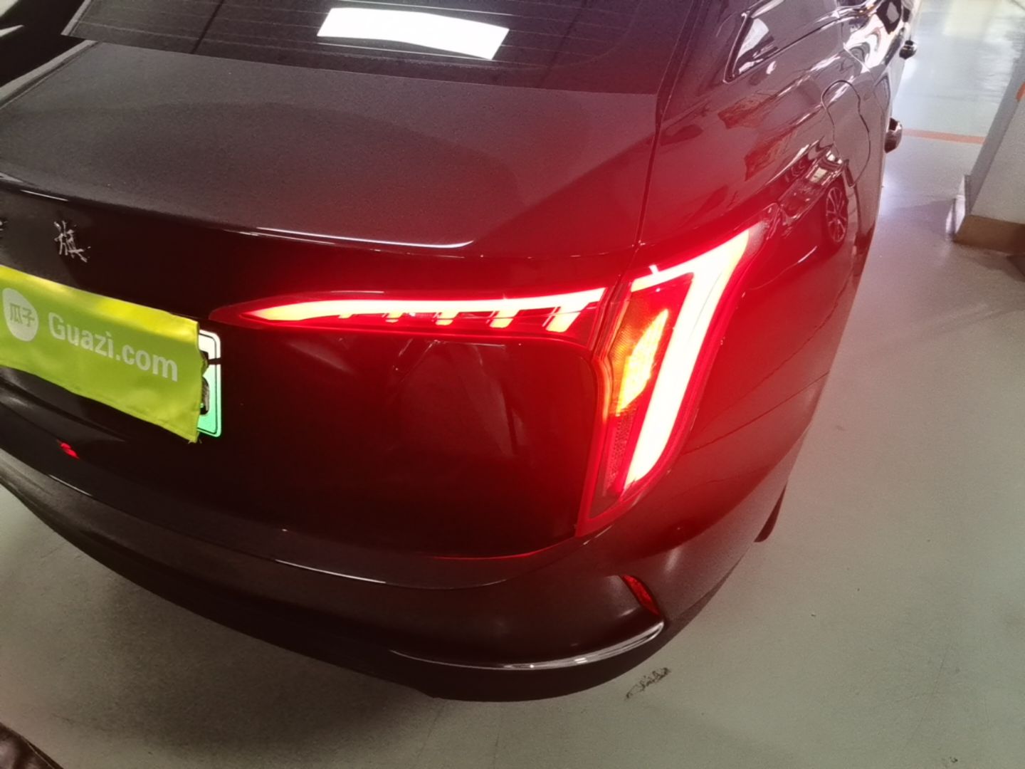 Hongqi E-QM5 2023 620km PLUS — снимка 9