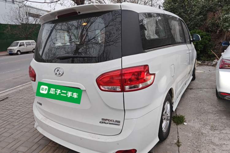 Used SAIC MAXUS G10 2018 PLUS 1.9T Manual Elite Edition Diesel
