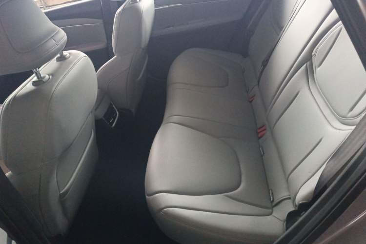 Used XPeng MONA M03 2025 600 with Ultra-Long Range Max Left Rear Seat