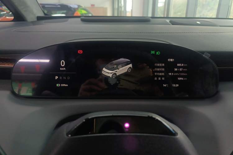 Used Zeekr MIX 2025 Long-Range Intelligent Driving Edition
