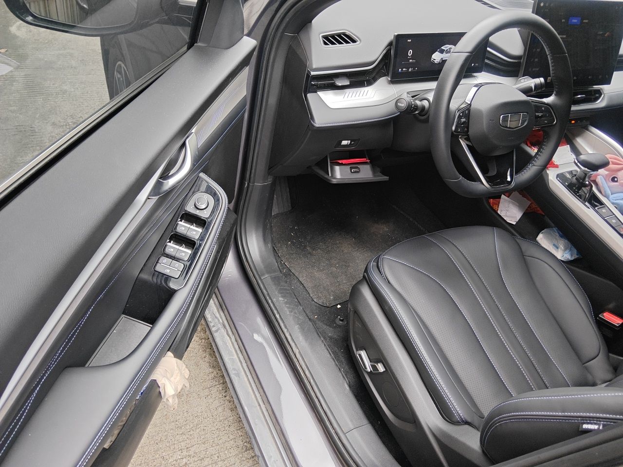 Geely Auto Preface 2025 Dongfang Yao 1.5TD Fuyao Edition — снимка 16