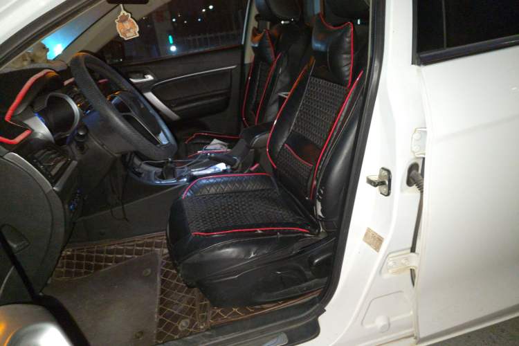 Used Geely Auto Emgrand 2017 Sedan Million Edition 1.5L Manual - Upward Version