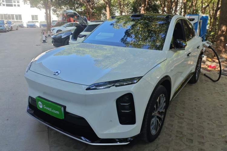 Used Nio EC6 2025 75 kWh