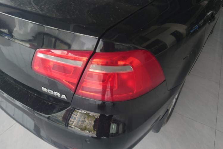 Used Volkswagen Bora 2014 1.6L Manual Fashion Edition
