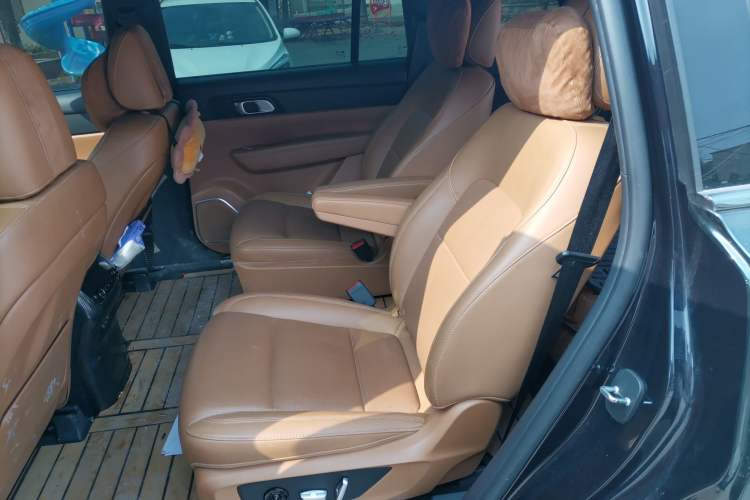 Used Li Auto ONE 2021 Extended-Range 6-Seater Version Left Rear Seat