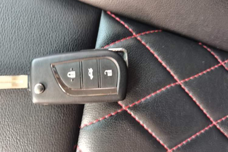 Used Toyota Levin 2017 Revised Version 185T CVT Elite Edition China VI Standard
