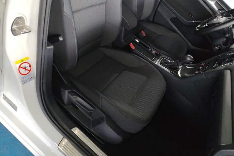 Used Volkswagen Golf (Import) 2015 1.4TSI Comfort Travel Edition
