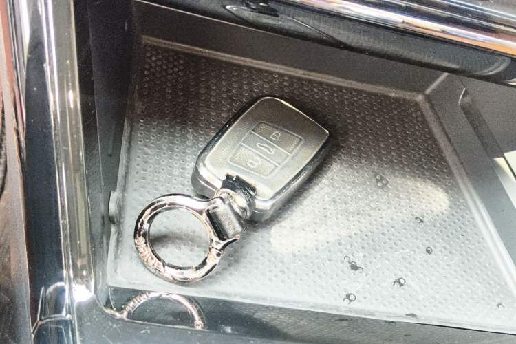 Used Volkswagen Passat 2023 Revised 330TSI Elite Edition Vehicle Key