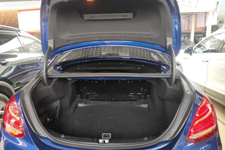 Used Mercedes-Benz C-Class 2017 Facelift C 200 L Sport Edition