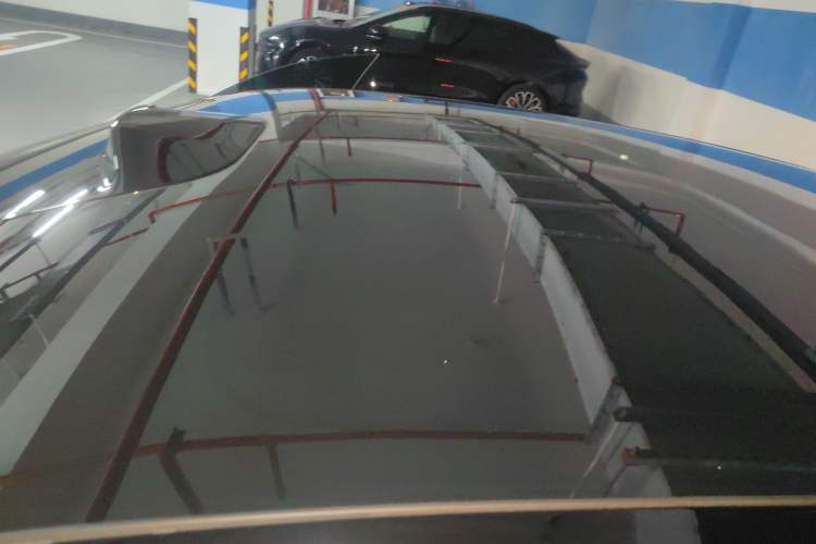 Used Lynk & Co Z10 2025 95 kWh 806 km Range Rear-Wheel Drive Advanced Driver-Assistance System Max
