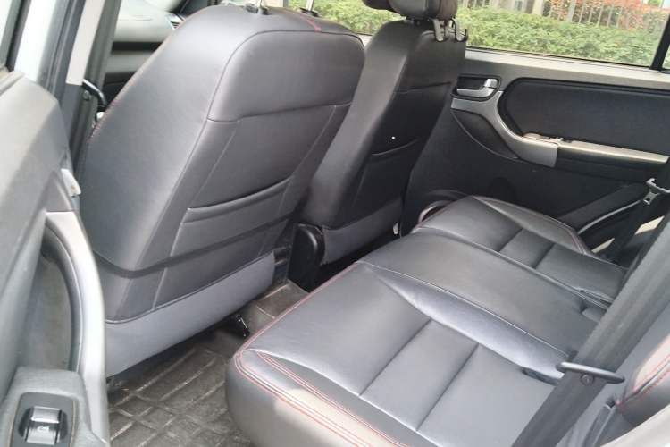 Used Chery Tiggo 3 2015 1.6L Manual Zhishang Commemorative Edition Left Rear Seat