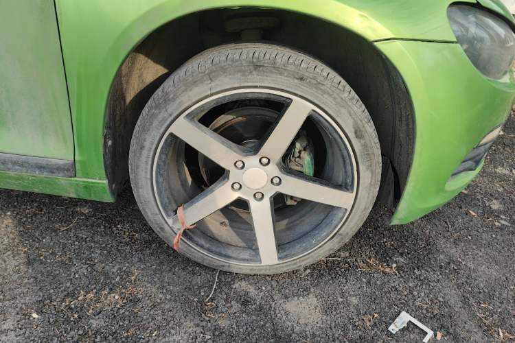 Used Volkswagen Scirocco 2014 1.4 TSI Competition Edition Right Front Wheel Hub