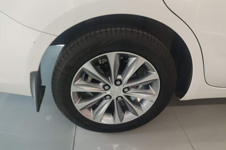 Used Chevrolet Monza 2022 320 Automatic Enjoyment Sunroof Version
