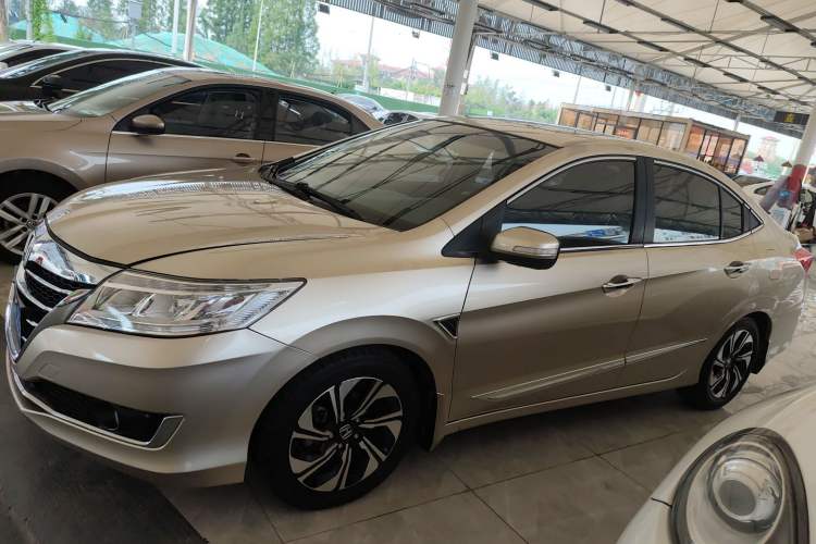 Used Honda Crider 2016 1.8L CVT Luxury Edition
