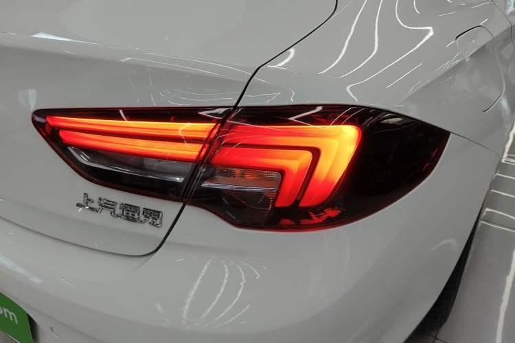 Used Buick Regal 2019 20T Elite Version China VI Standard Right Rear Taillight