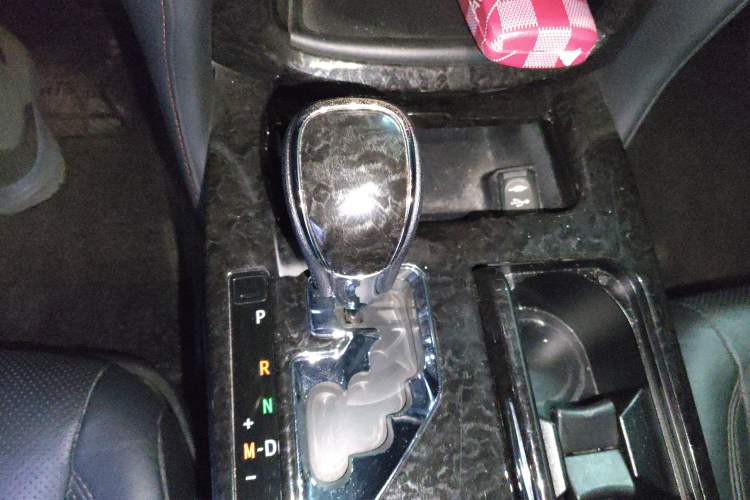 Used Toyota Crown 2018 2.0T Fashion Edition Gear Lever