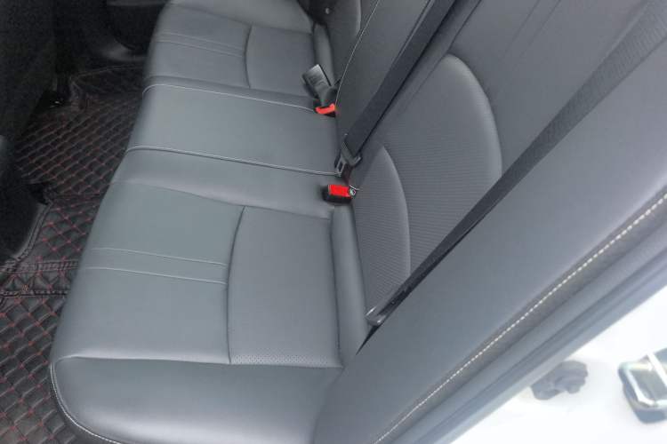 Used CHANGAN Alsvin 2019 1.5L DCT Comfort Model China VI Standard Left Rear Seat