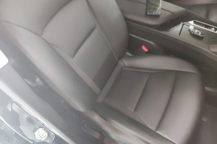 Used Buick Enclave 2020 28T Two-Wheel Drive Luxury Version
