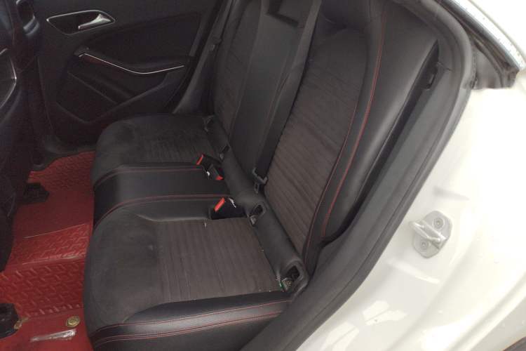 Used Mercedes-Benz CLA 2016 CLA 220 4MATIC Left Rear Seat